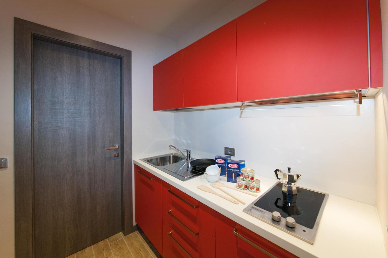 International Rooms & Apartments Sirmione Exterior foto