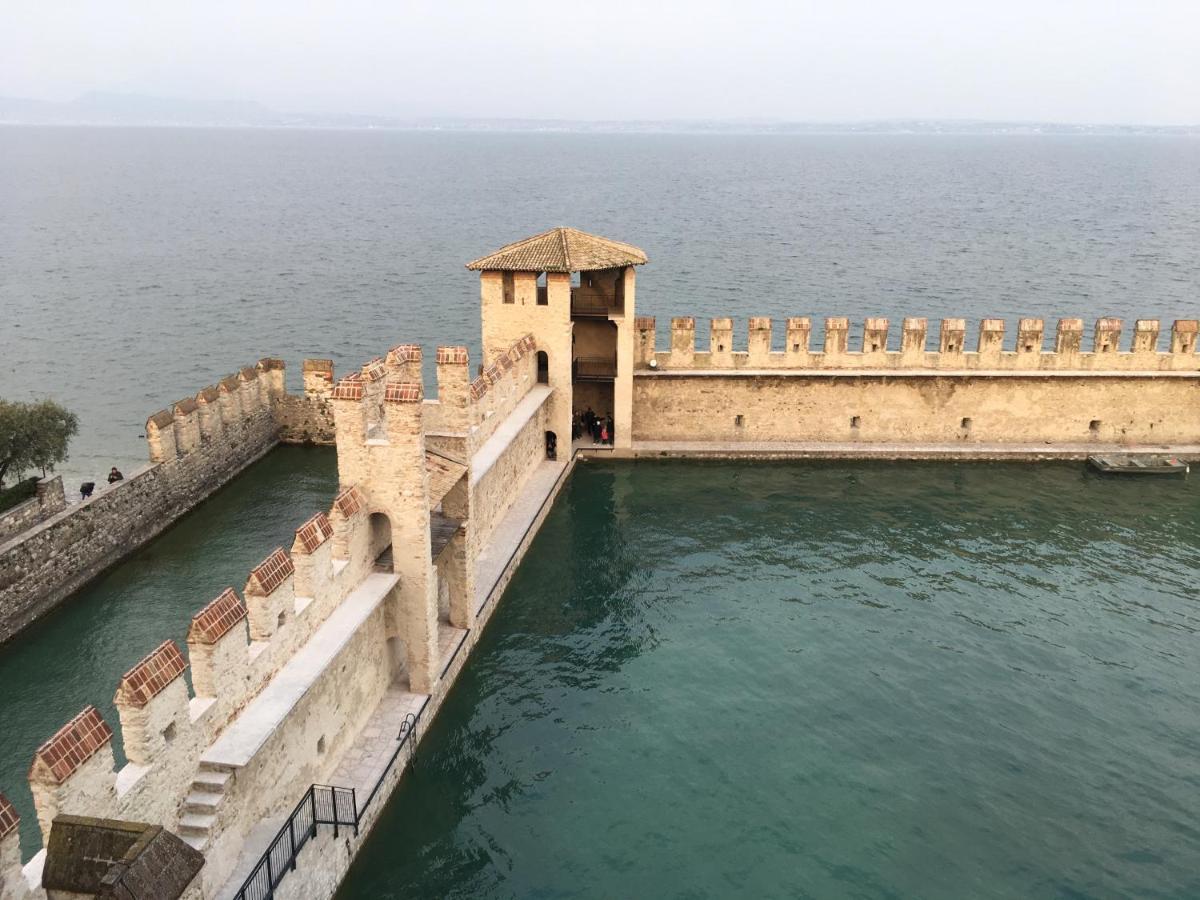 International Rooms & Apartments Sirmione Exterior foto