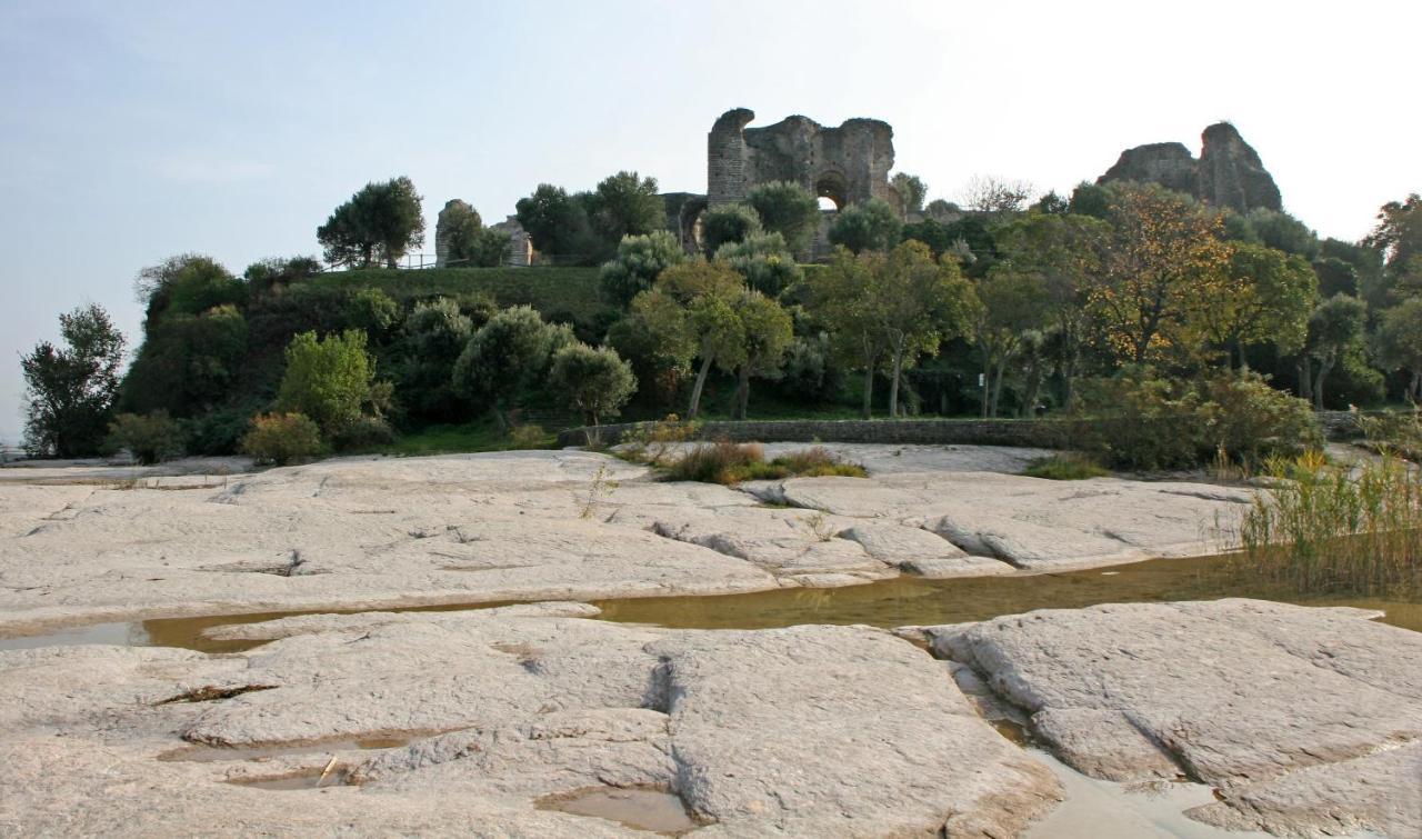 International Rooms & Apartments Sirmione Exterior foto